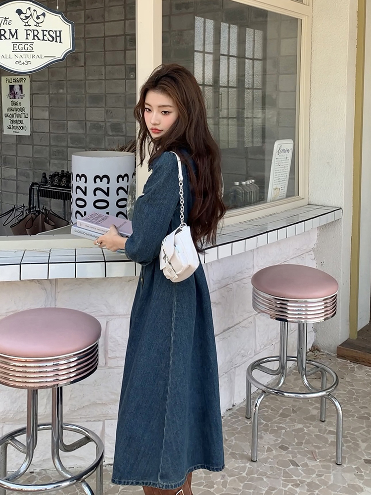 复古牛仔连衣裙 retro pleated waist-cinching denim dress