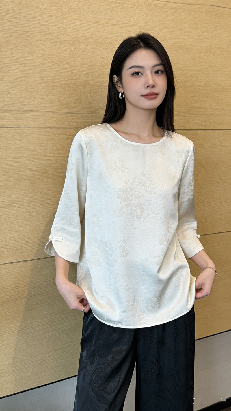 Jacquard Half-Sleeve Top 提花中袖上衣