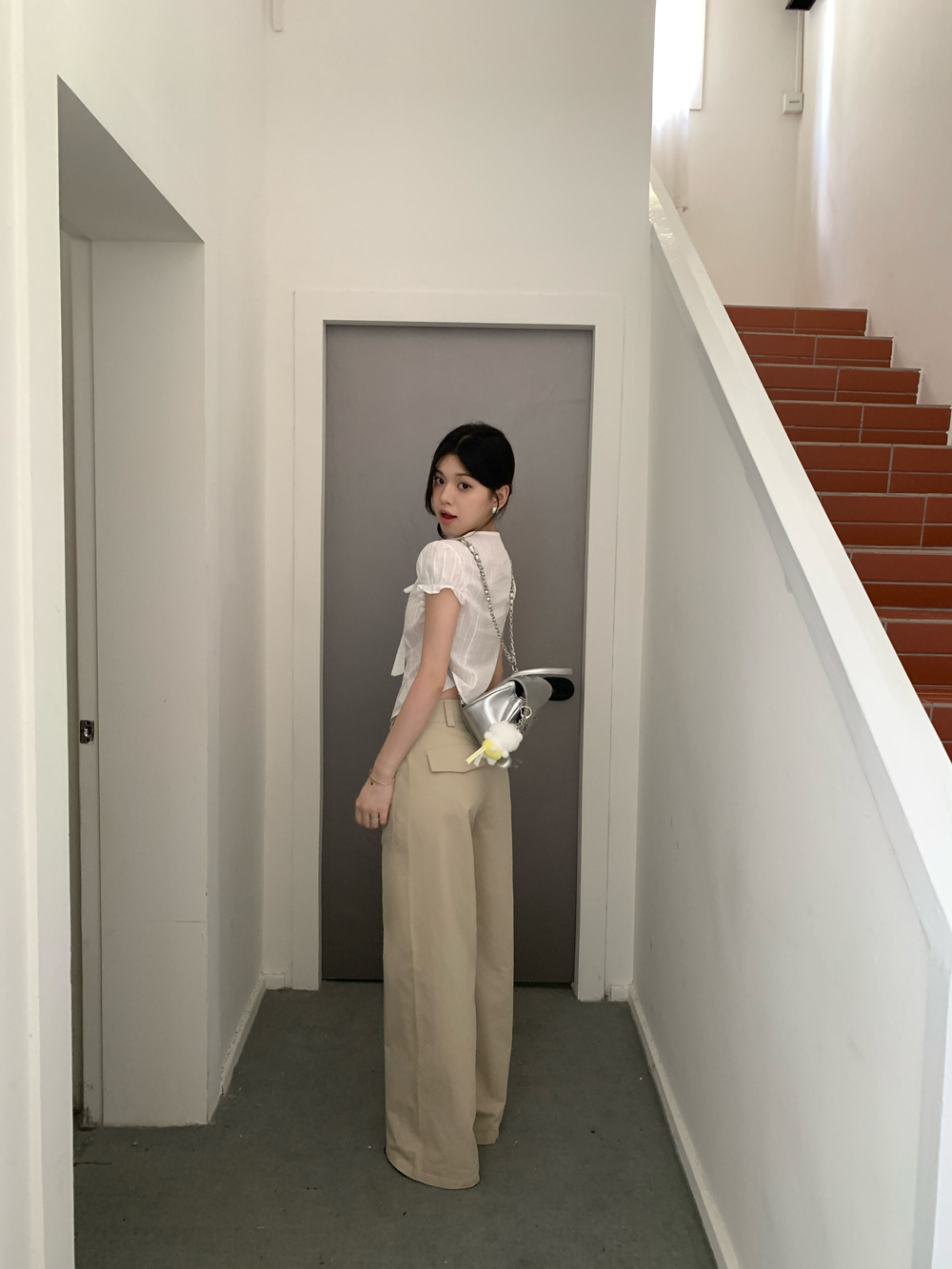  Bow-Tie Puff Sleeve Top 气质系带泡泡袖上衣*2 Colors