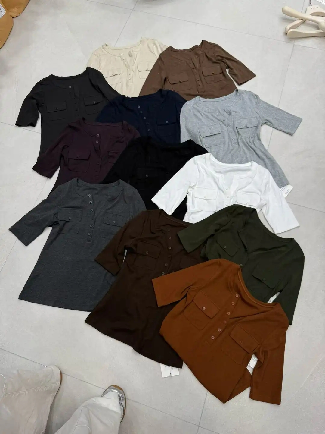 EVERYDAY Henley Half-Sleeve Tee 半开亨利领中袖T恤*10 Colors