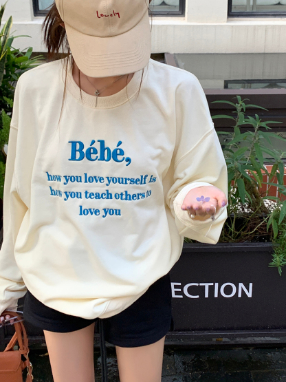 Macaron Bebe Embroidered Sweatshirt 马卡龙色Bebe刺绣宽松卫衣*2Colors