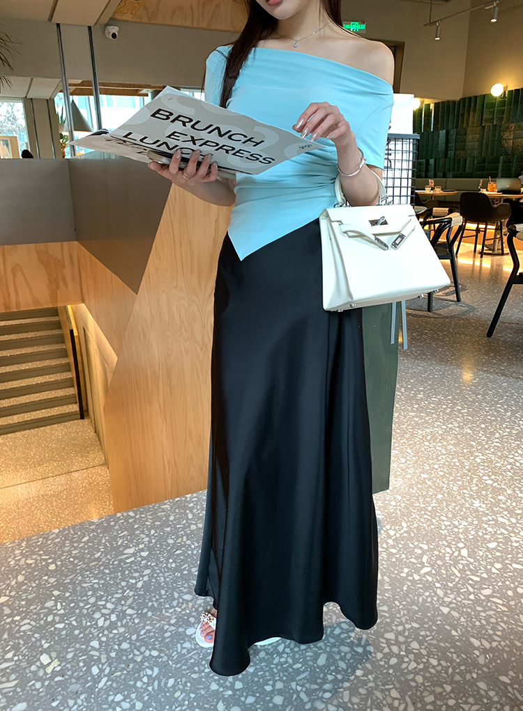 一字肩短袖T恤 off-shoulder short-sleeve T-shirt for women