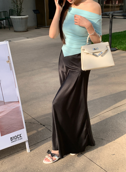 一字肩短袖T恤 off-shoulder short-sleeve T-shirt for women