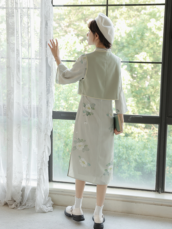 Republic of China Style New Retro Improved Slim-Fitting Slimming Cheongsam Skirt Embroidered Vest Cheongsam Suit Women's Limited Price 50