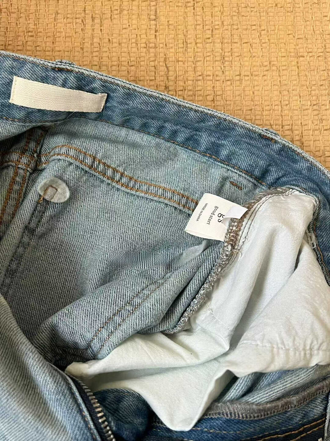 Washed Cat Scratch Casual Jeans 裤型太正 ◣洗水猫抓纹休闲牛仔裤*2 Colors