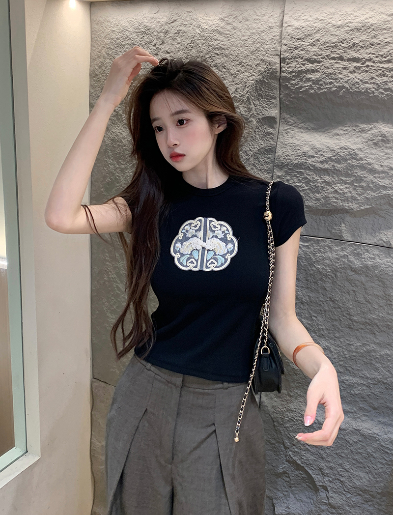 Ribbed Texture Embroidered Crop Tee 刺绣螺纹短款t恤*4 Colors 