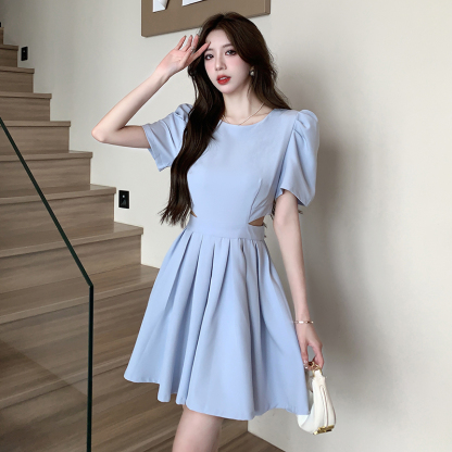 Chic Puff Sleeve Cut-Out Pleated Dress 御姐风露腰泡泡袖百褶裙*2Colors