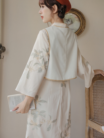 Republic of China Style New Retro Improved Slim-Fitting Slimming Cheongsam Skirt Embroidered Vest Cheongsam Suit Women's Limited Price 50