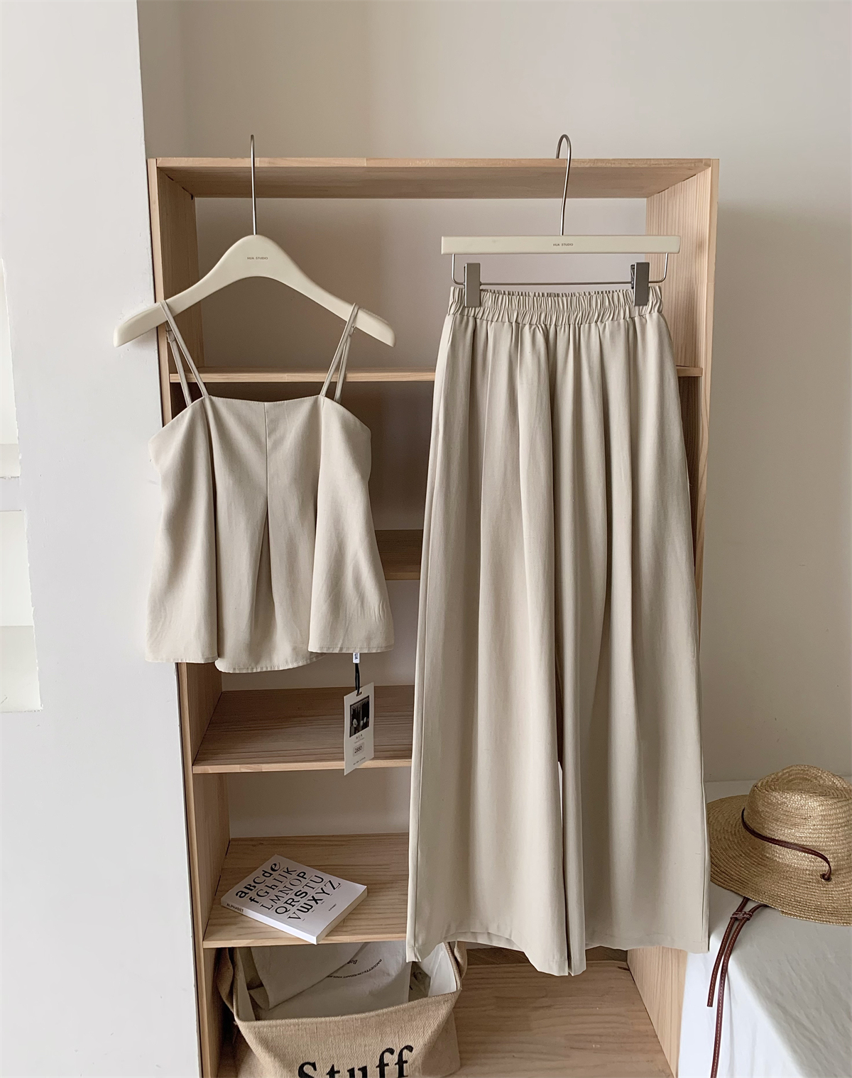 French Style Overall Dress Set Women's Summer Simplicity Temperament Cute Youth-Looking Design Sleeveless Top Wide Leg Pants Two-Piece Set