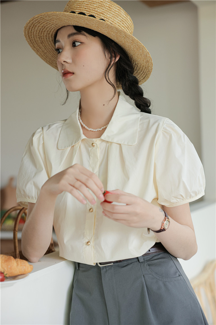 Metal Buttoned Doll Collar Blouse 金属扣娃娃领短袖衬衫*2Colors