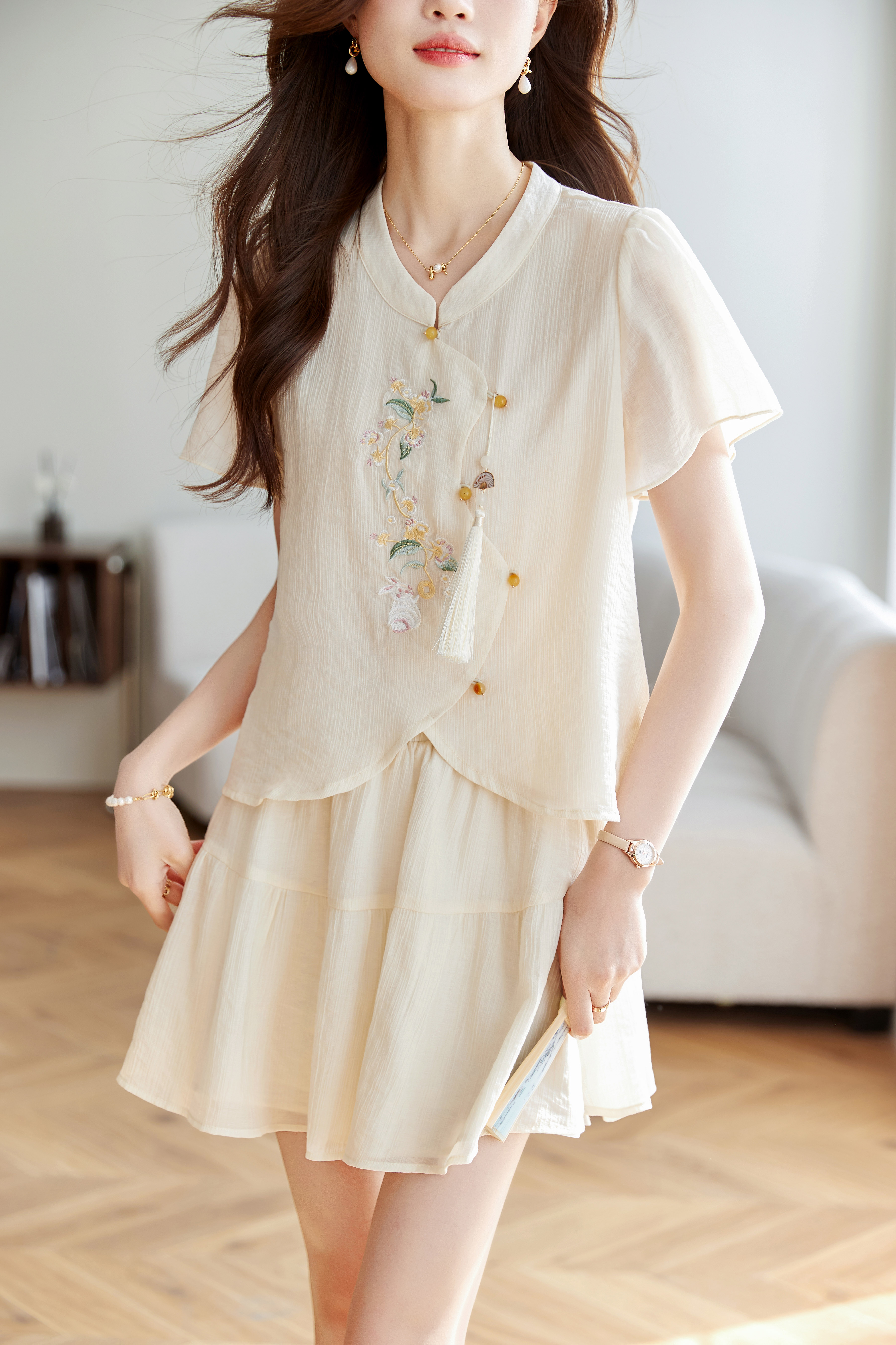 Yurou Ivory Embroidered Chinese Set 米白色绣花中式套装