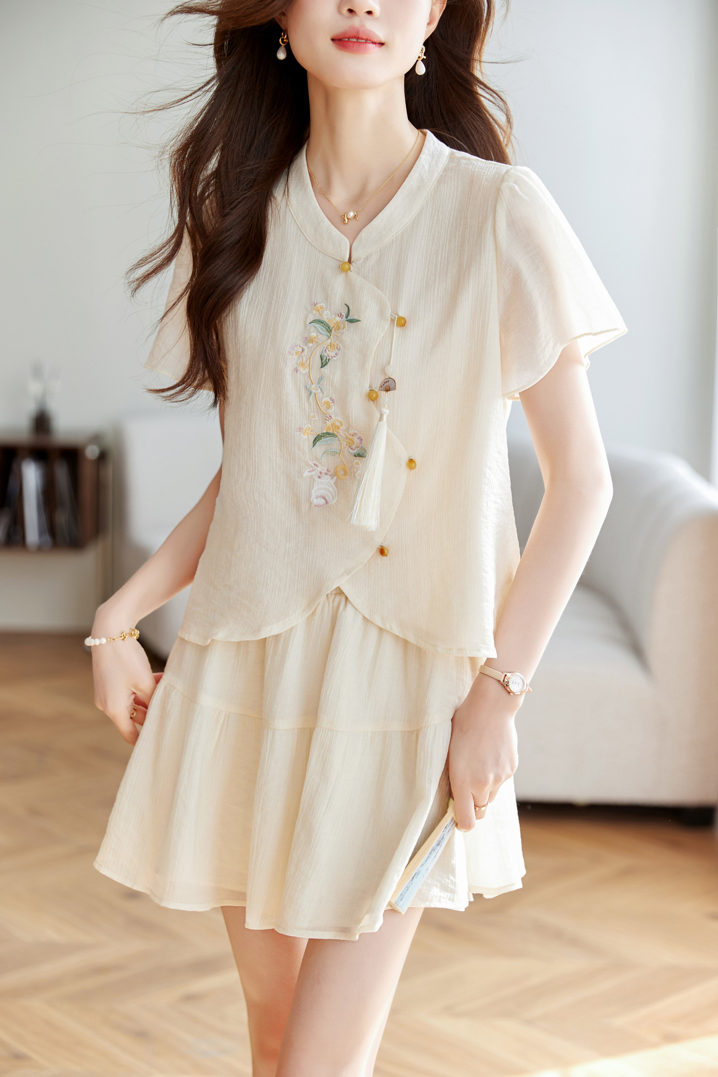 Yurou Ivory Embroidered Chinese Set 米白色绣花中式套装