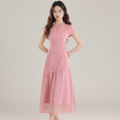 Gradient Heart Embroidery Cheongsam 爱心刺绣旗袍