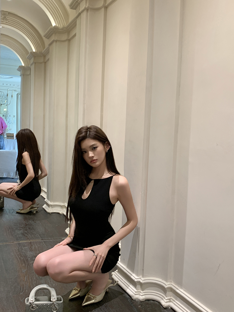 Real Shot 2025 Spring Summer New Hollow Design Ruched Slim Fit Dress Women Bodycon Dress Kendall Jenner Short Dress