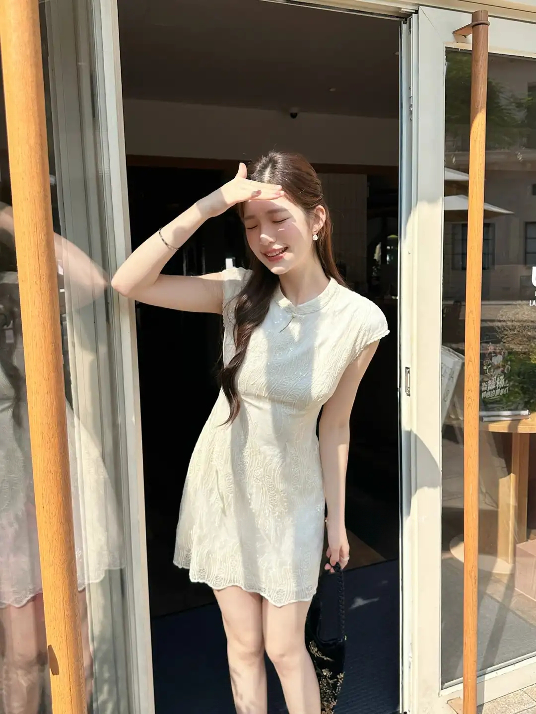 杏色重工绣花新中式旗袍