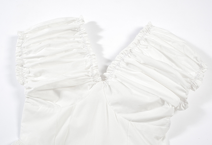 法式收腰连衣裙 French-style waist-cinching dress for women