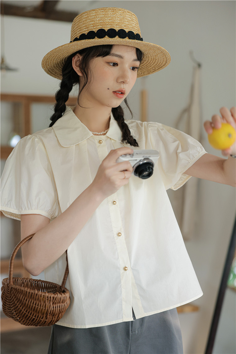 Metal Buttoned Doll Collar Blouse 金属扣娃娃领短袖衬衫*2Colors