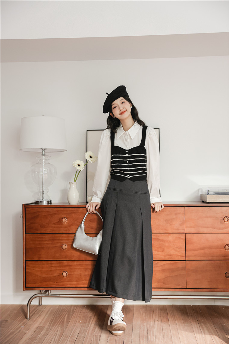 Stripes Knitted Vest Fake Two-Piece Top学院风~条纹针织背心假两件上衣* 2 Colors