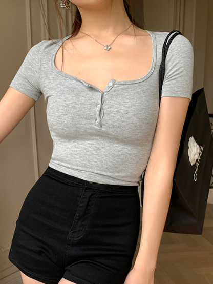  Casual Buttoned Short Tee 纽扣短款百搭T恤* 3 Colors