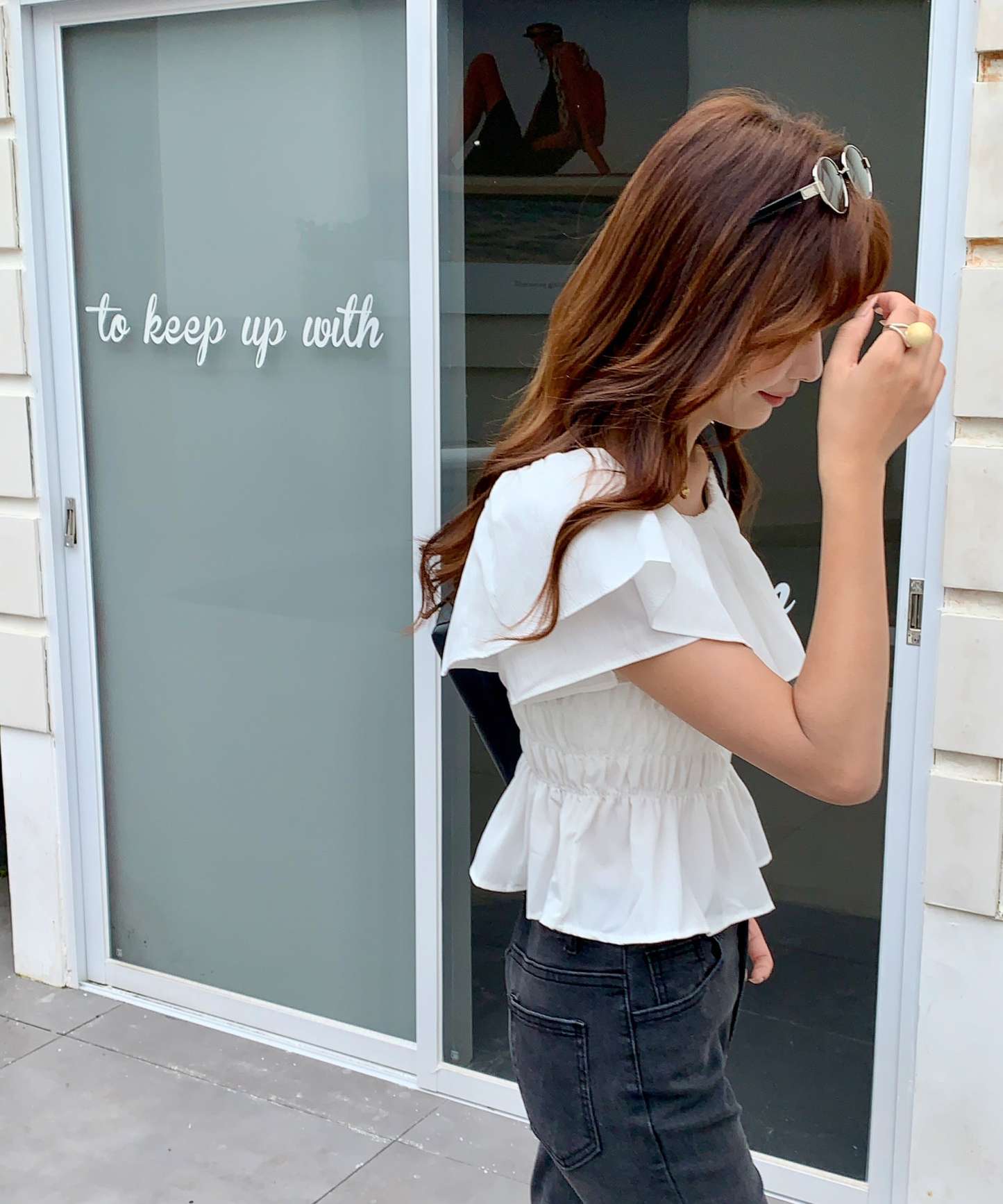 Off-Shoulder Ruffled Top荷叶边一字领收腰上衣*2 Colors