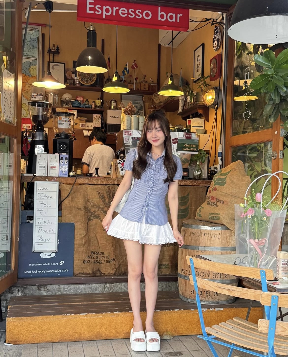 木耳边短袖衬衫*2 Colors