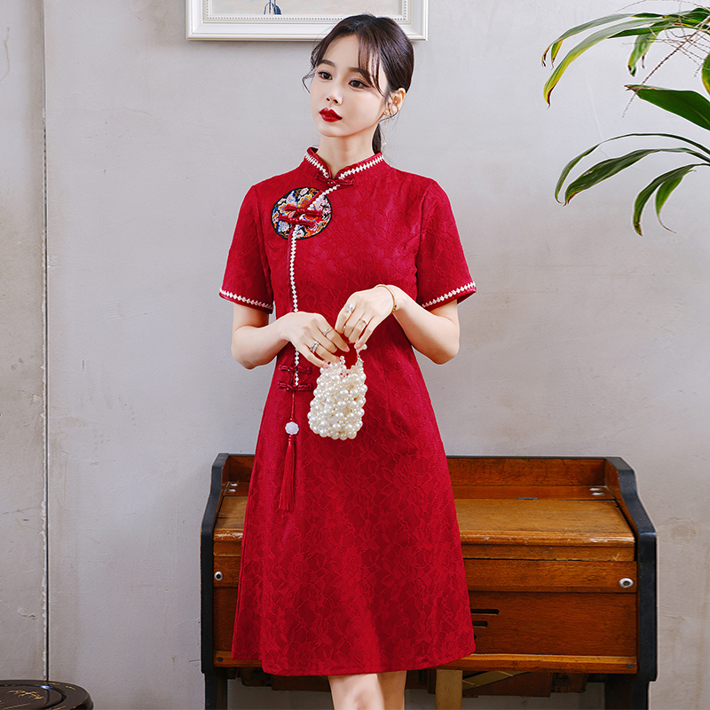 Glamorous Red Lace Dress with Embroidery 红色刺绣蕾丝连衣裙✱大码✱