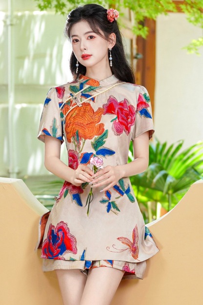 Real Shot New Chinese Style Classical Tang Suit Stand Collar Jacquard Classical Pattern Ethnic Style Improved Summer Top and Shorts Set
