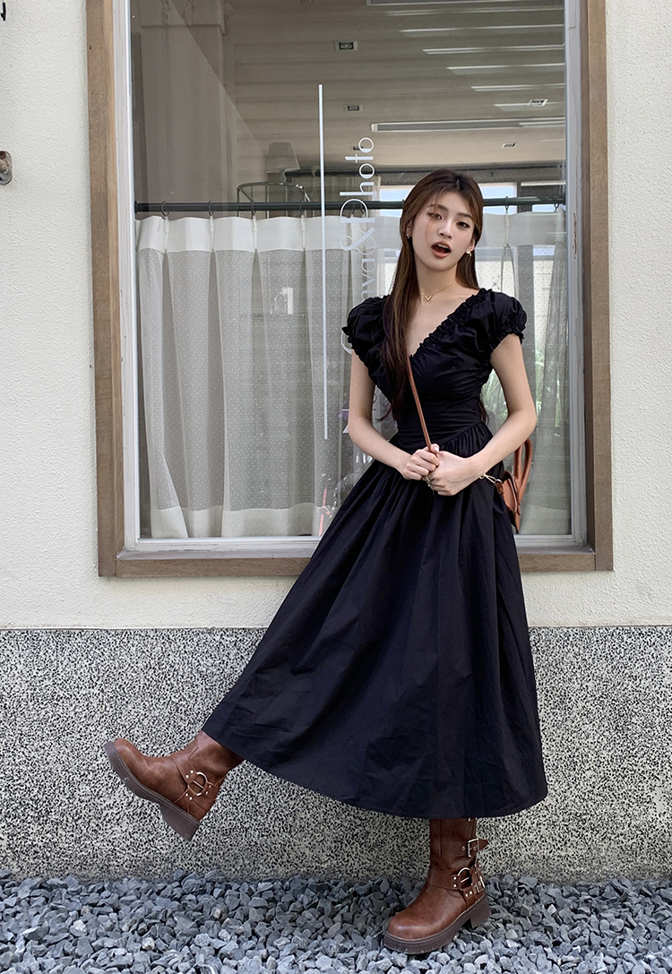 法式收腰连衣裙 French-style waist-cinching dress for women