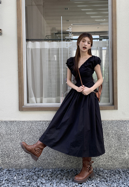 法式收腰连衣裙 French-style waist-cinching dress for women