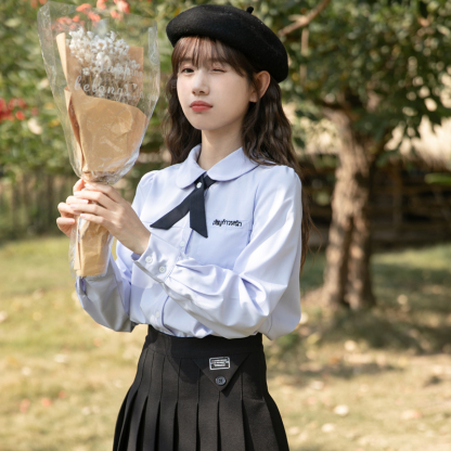 JK Embroidery Bow Tie Shirt 学院刺绣衬衫配领结 