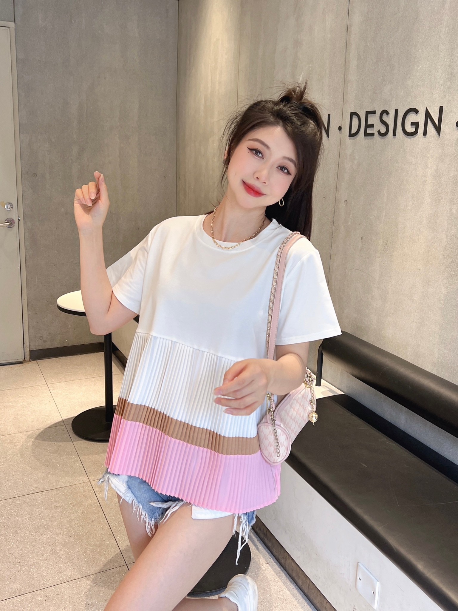 撞色百褶上衣*7 Colors