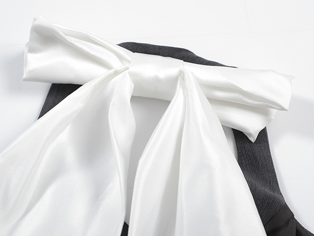 Bow Chic Vest & Skirt Set 蝴蝶结西装马甲百褶短裙套装