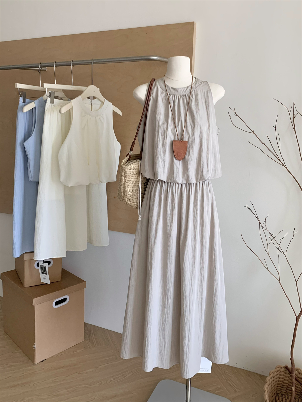 温柔清新上衣+半身裙两件套