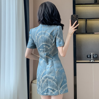 Azure Bloom Jacquard Cheongsam  蓝色提花改良旗袍