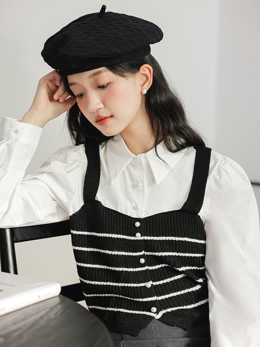 Stripes Knitted Vest Fake Two-Piece Top学院风~条纹针织背心假两件上衣