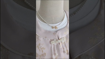 Lucky Horse Shell Collarbone Necklace 马年天然贝壳锁骨链