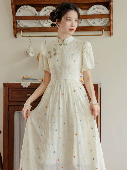 Floral Embroidered Dress 少女心碎花刺绣连衣裙