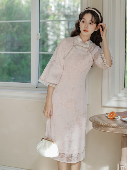 Big Sleeve Cheongsam Girl Pink 2024 Spring New Retro National Style New Chinese Temperament Dress Limited Price 50