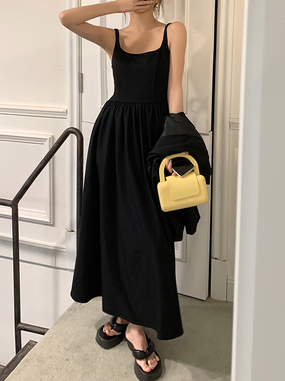 Classic Black Dress 气质小黑裙