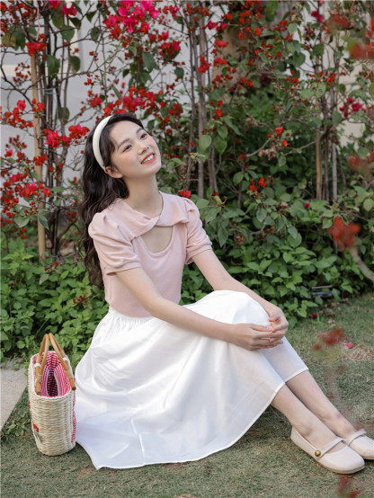 Knot Puff Sleeve T-shirt 纽结泡泡袖T恤 * 3 Colors