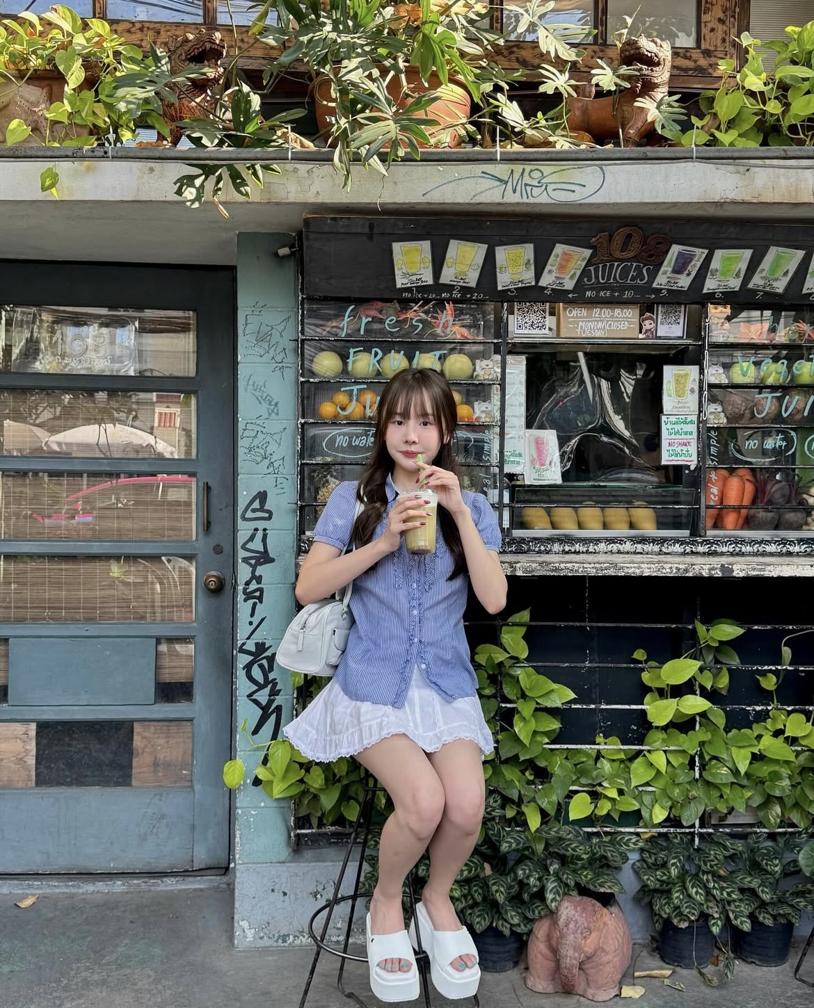 木耳边短袖衬衫*2 Colors