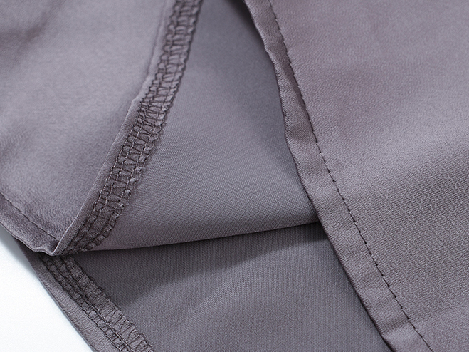 Purple Silk V-Neck Top 紫色丝质V领压褶衬衫