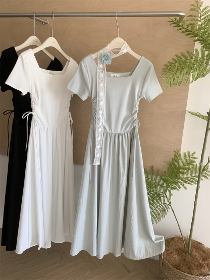 镂空方领长款连衣裙