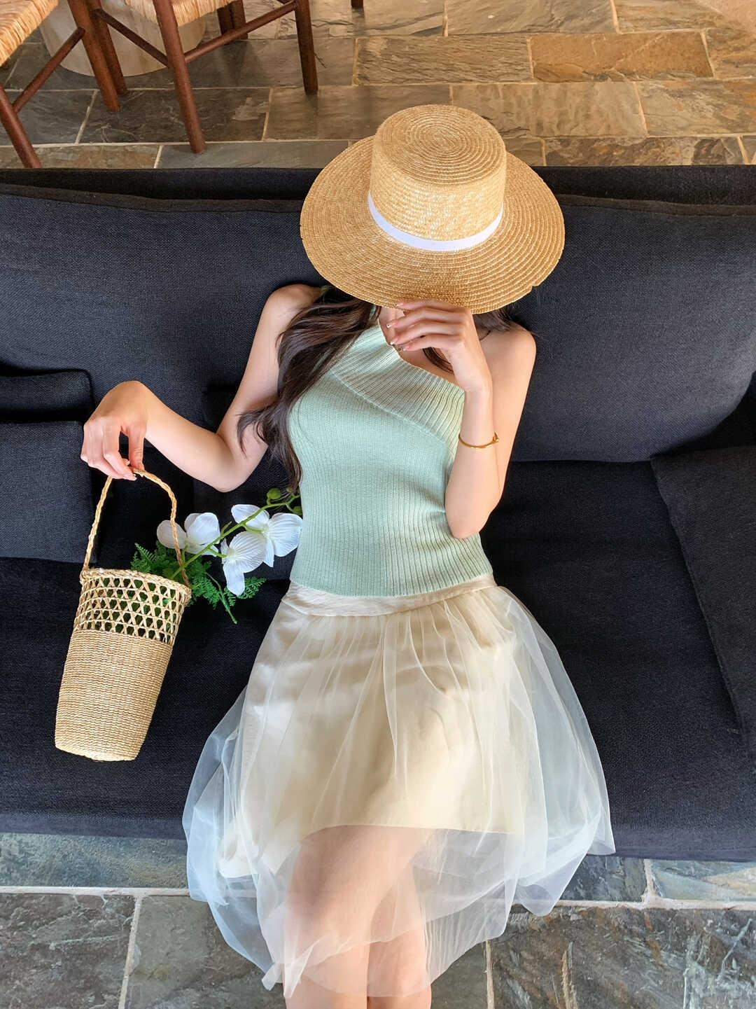 Spicy Girl Off-Shoulder Stretch Knit Tank Top 辣妹斜肩弹力针织背心* 9 Colors