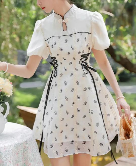 盘扣立领泡泡袖连衣裙 M Size 