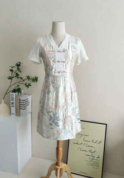 Embroidered Grace Dress 刺绣中式连衣裙