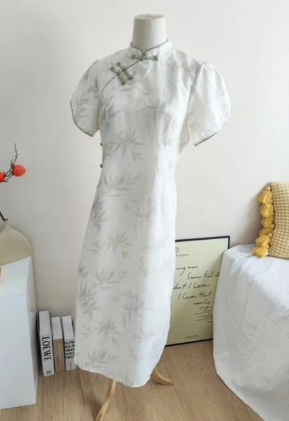 Bright Moon Bamboo Cheongsam玉竹花语改良旗袍