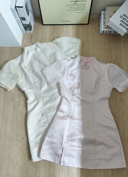 Embroidered Gold Dress 提花织金连衣裙