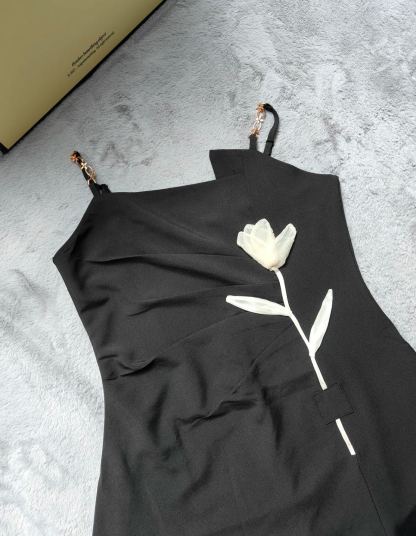 Black Elegance Dress with Soft White Cardigan Set 云意花语黑色连衣裙+白色开衫