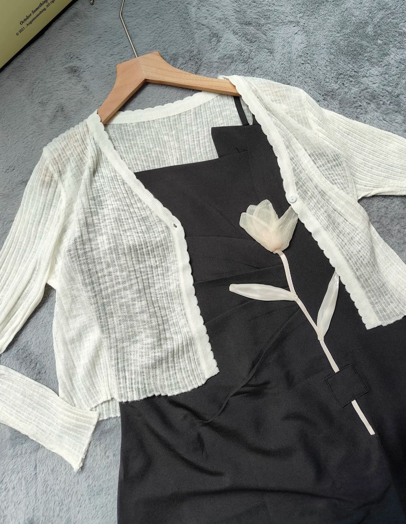 Black Elegance Dress with Soft White Cardigan Set 云意花语黑色连衣裙+白色开衫